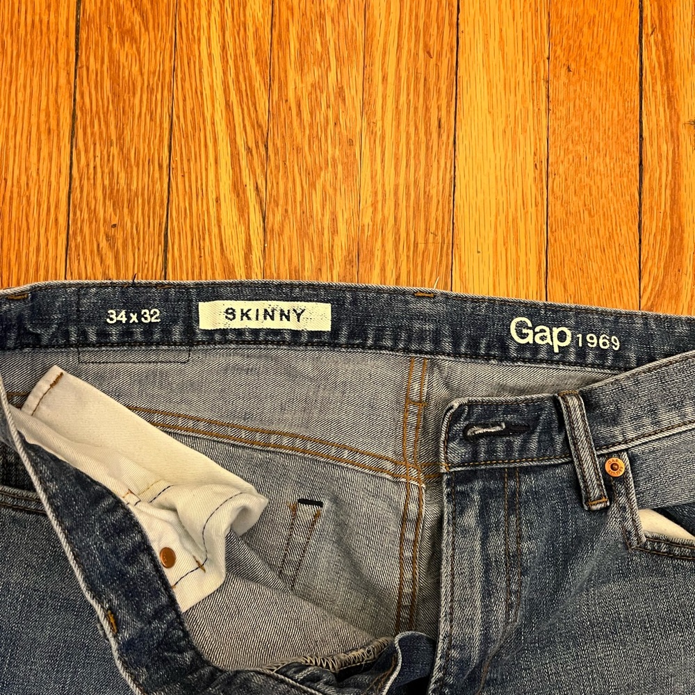 GAP Jeans - Picture 3 of 4
